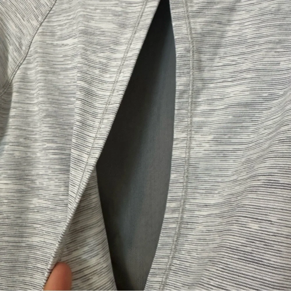 Lululemon Sunshine Salutation Jacket Womens 6 Gray